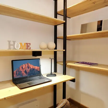 Raffiné 3 à 1850 Avec Skis Aux Pieds Et Wifi - Fr-1-575-237 * Courchevel